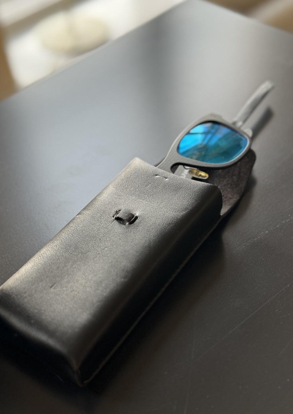 Hand Made First Edition - Fibrous Carbon Fiber Pack-2